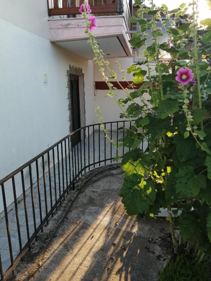Xaroula Apartments Ierissós Luaran gambar